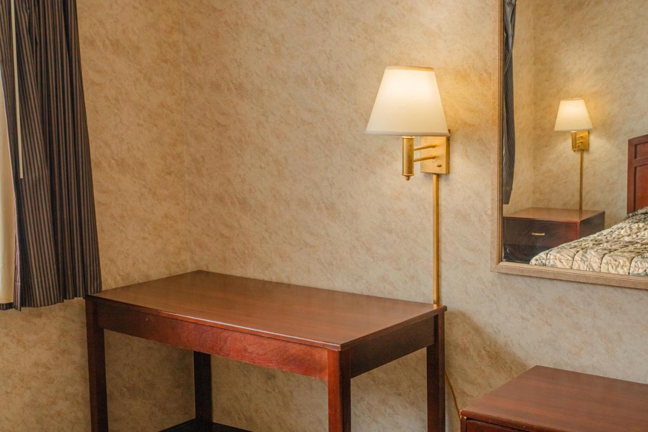Colfax Inn Eksteriør billede